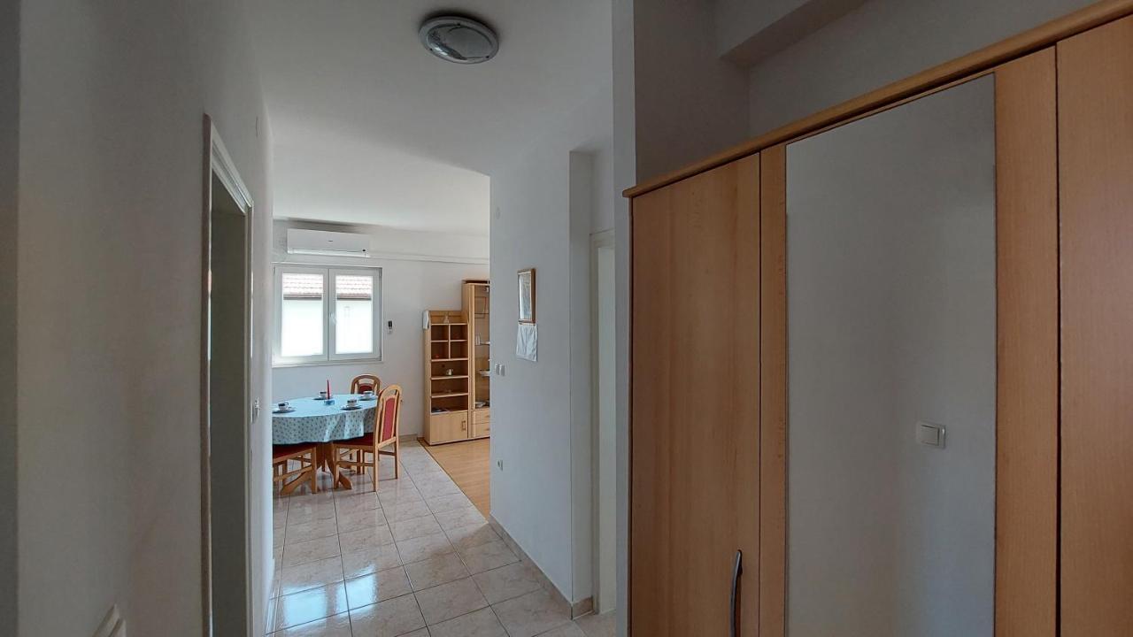 Apartments Gardijan Vodice Exterior photo